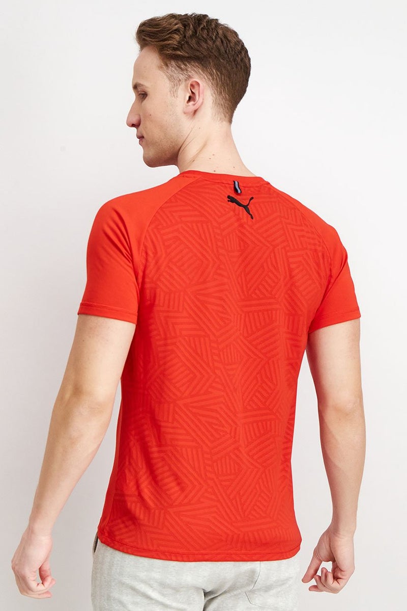 PUMA Men Sportswear Fit Short Sleeve Classic Logo t-Shirt, Red - Image 4